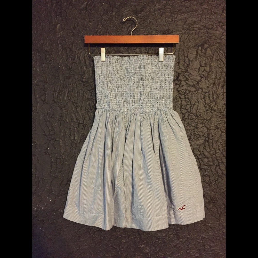 Strapless dress